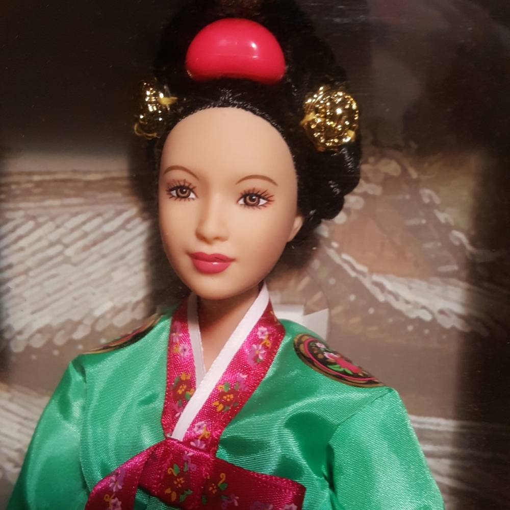 Barbie Dolls Of The World NIB